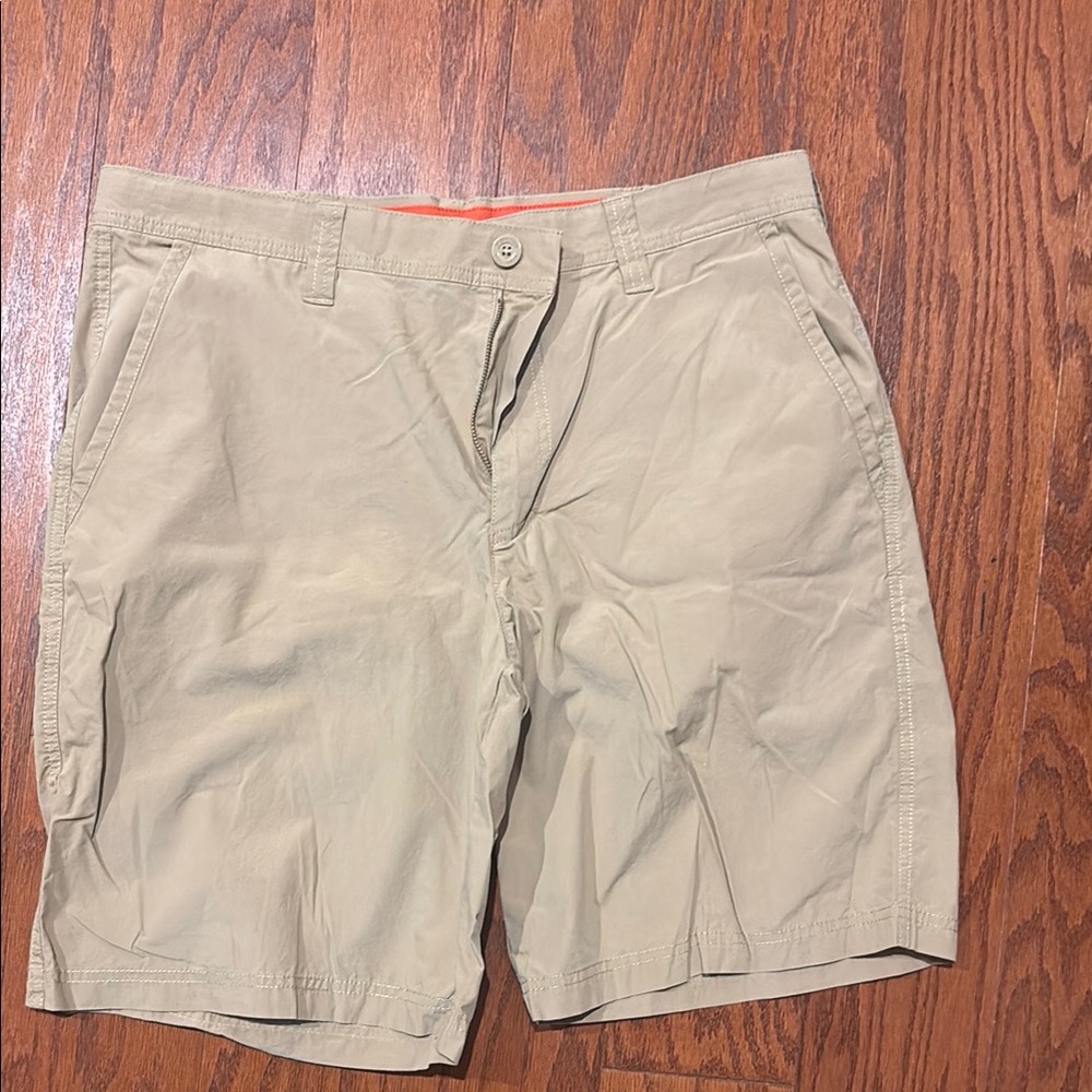 Columbia Tan Flat Front Shorts Lightweight Versatile Design